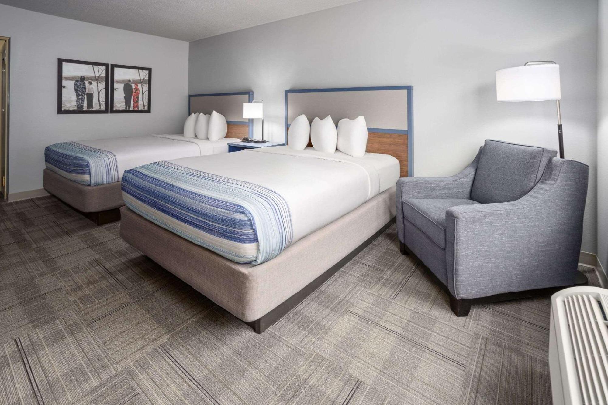 Americinn By Wyndham Iron Mountain Esterno foto