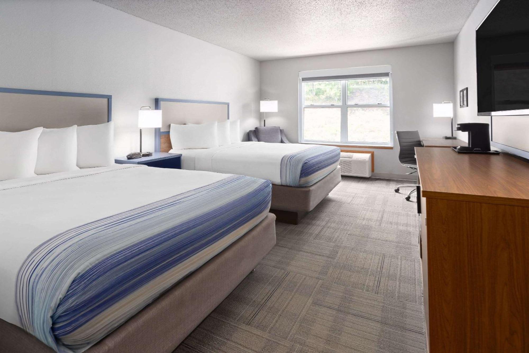 Americinn By Wyndham Iron Mountain Esterno foto