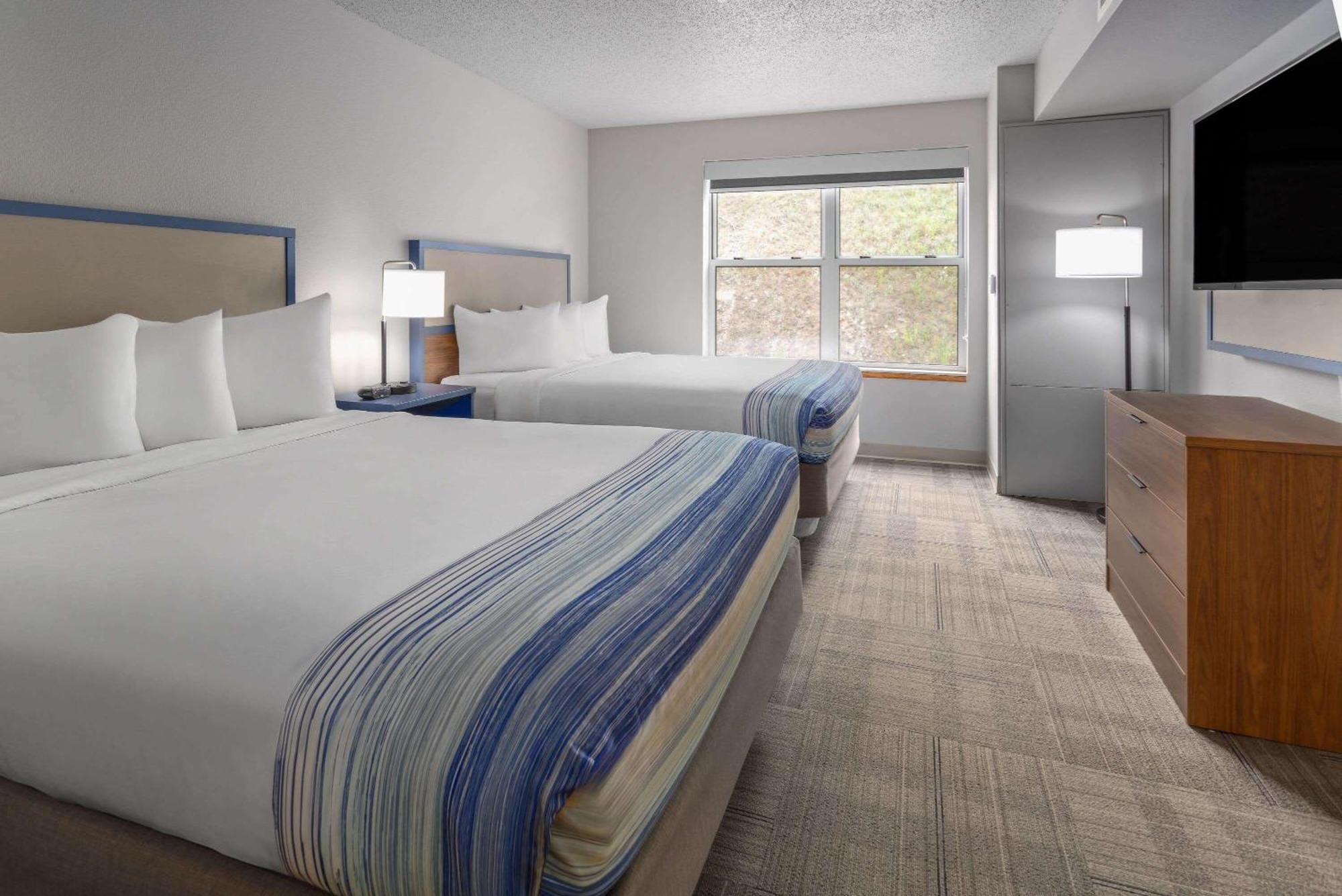 Americinn By Wyndham Iron Mountain Esterno foto