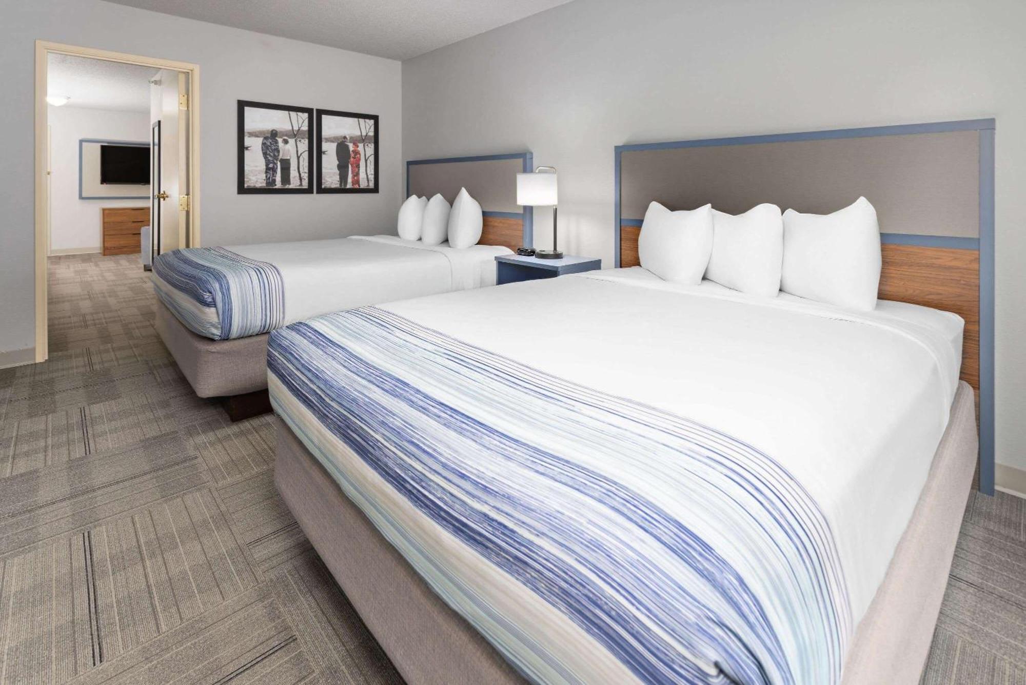 Americinn By Wyndham Iron Mountain Esterno foto