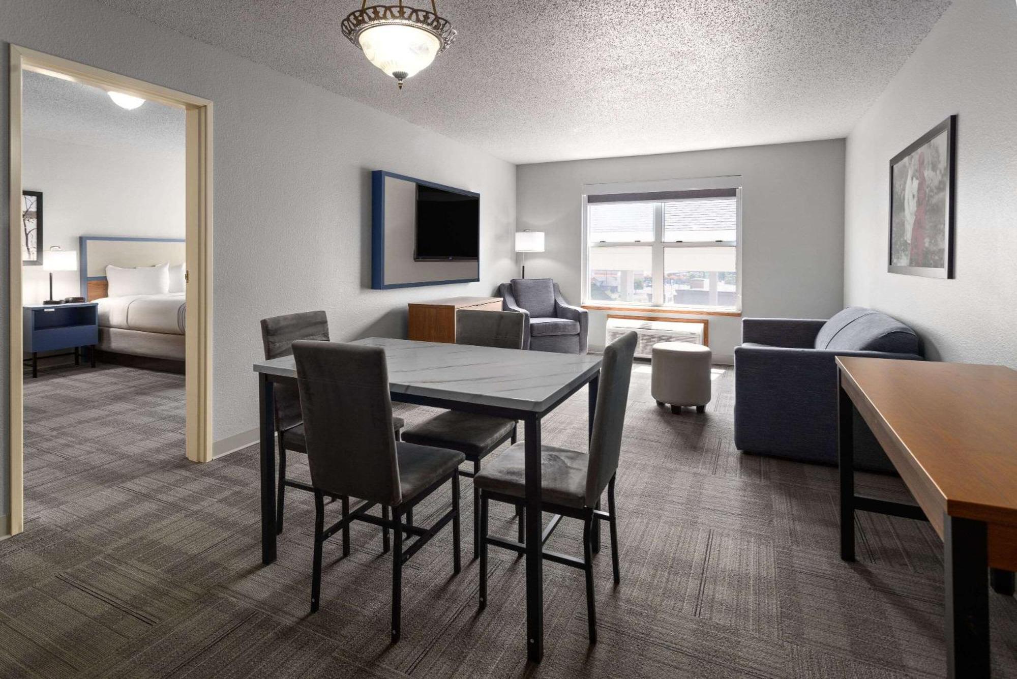 Americinn By Wyndham Iron Mountain Esterno foto