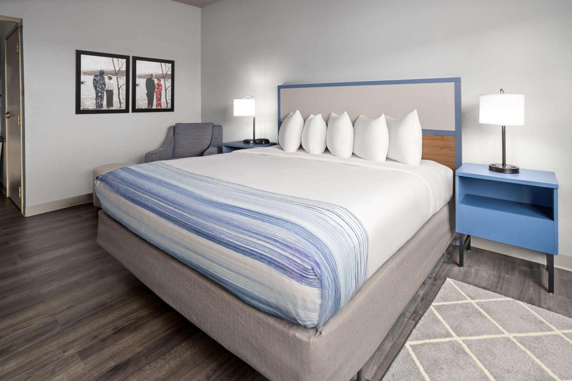Americinn By Wyndham Iron Mountain Esterno foto