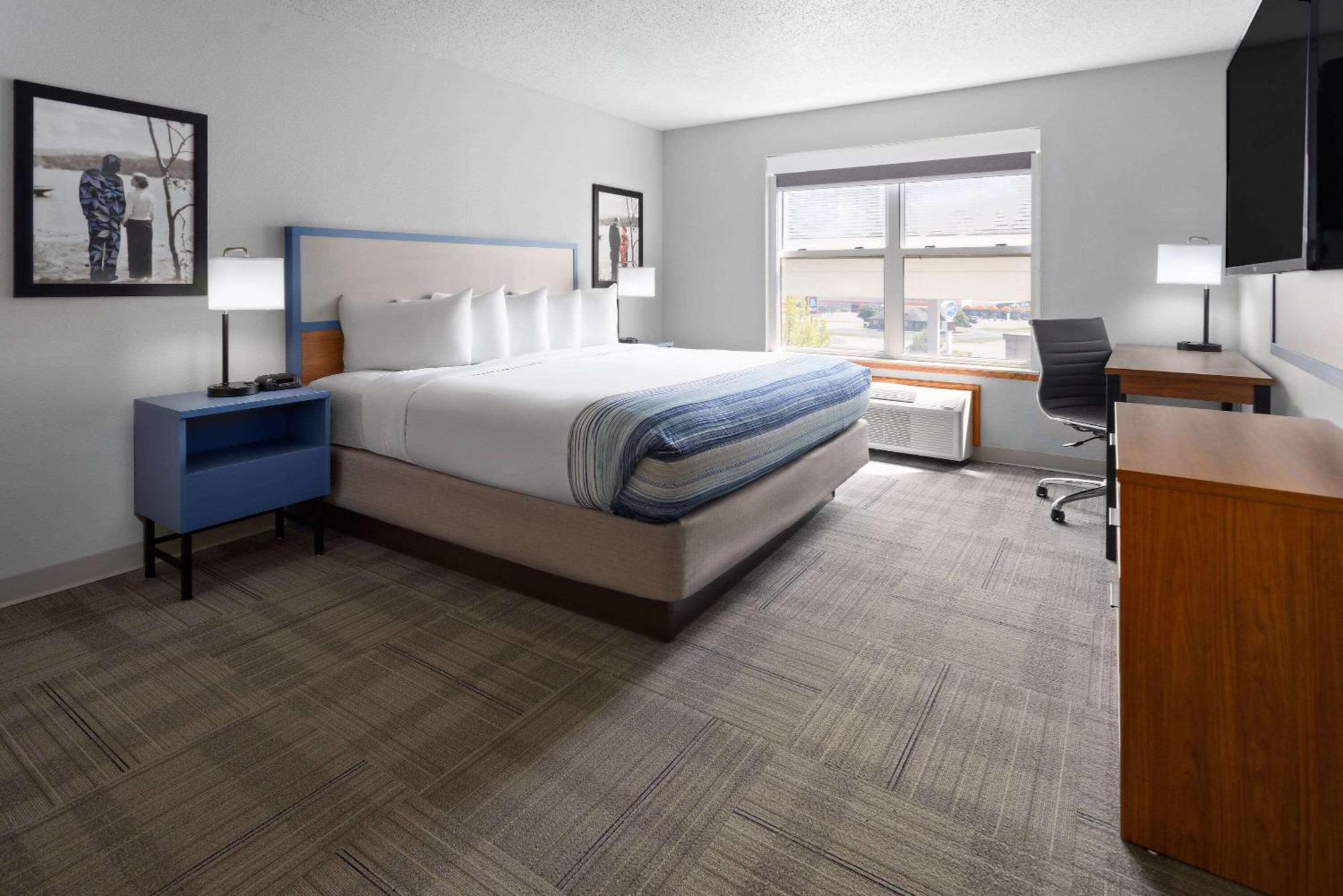Americinn By Wyndham Iron Mountain Esterno foto