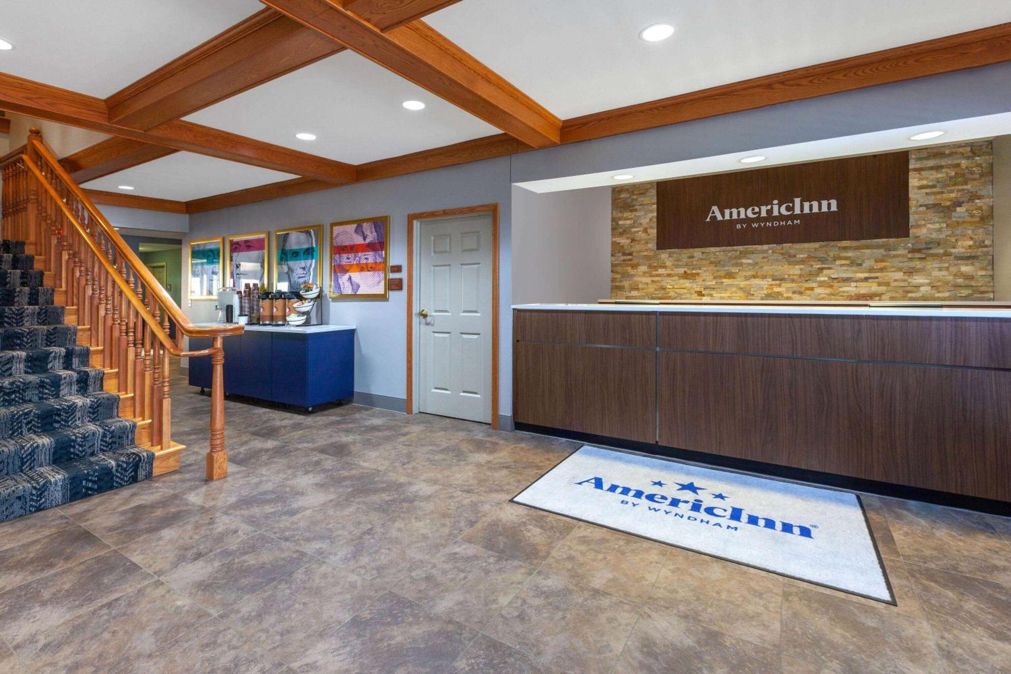 Americinn By Wyndham Iron Mountain Esterno foto